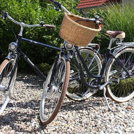 펜션 Landhaus Glowe